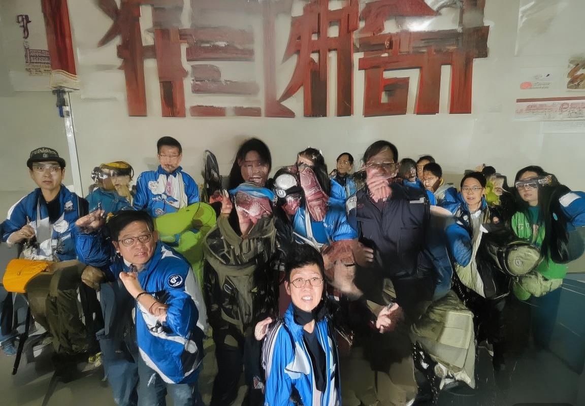 法国vs哥伦比亚：激情对决，足球画卷中的经典之战(图2)