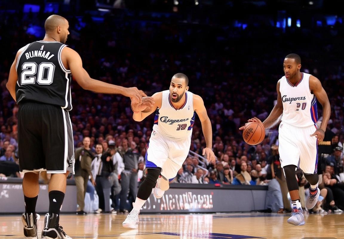 2015年NBA季后赛首轮：马刺VS快船经典对决回顾(图3)